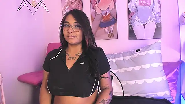 tinna_noa Chat XXX live