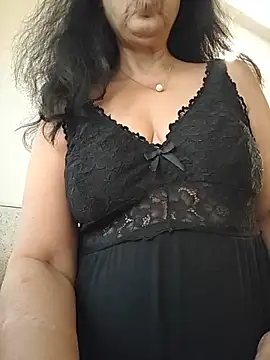 NakedMILFx Chat XXX live