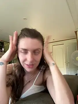 MariiD: онлайн-секс-чат