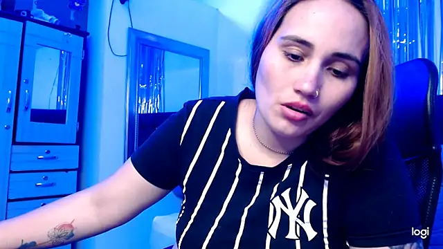 Baby_hornyJM's Live XXX Chat