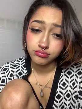 Chat +18 de LilithMonette ao vivo