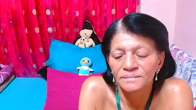 Živý XXX chat SLUTTYROXY