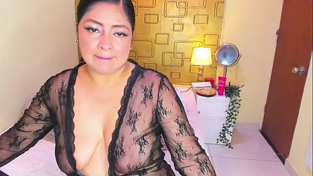 Chat XXX en directo de Julia_Haye