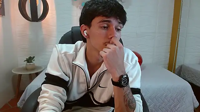 AmethystShadow17 网络视讯表演