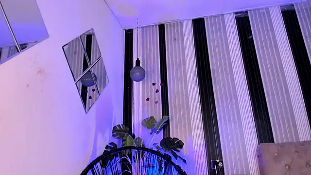 tiffanyy_777's Live XXX Chat