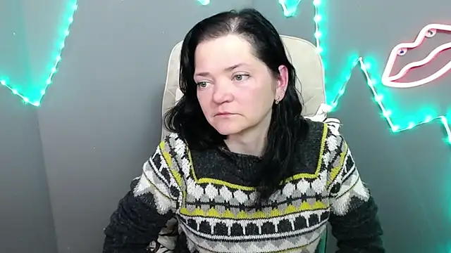 LauraFinn 网络视讯表演