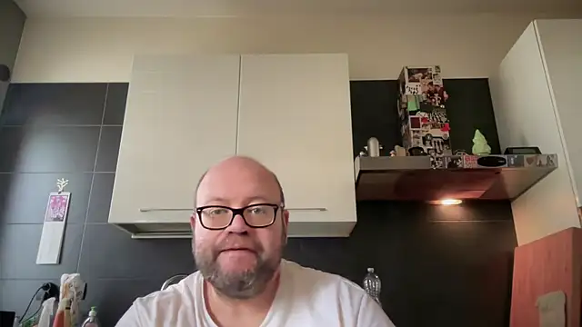 theitalianbear Live XXX-Chat