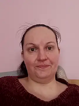 دردشة BustyLadyAlma الجنسية المباشرة