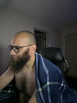 MastaWolfy's Live XXX Chat