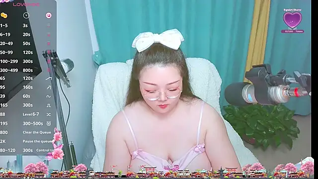 AngelwithEcup 网络视讯表演