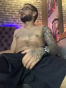 Chat XXX ao vivo de KyleJoss30