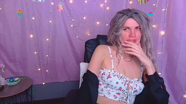 MilaLoona Live XXX-chat