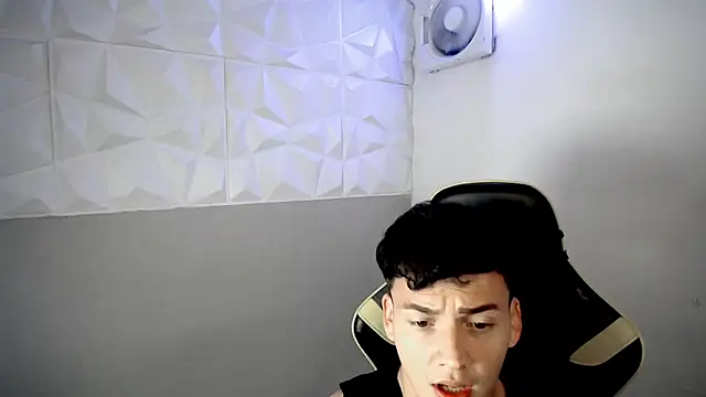 عرض كام Mathias_twinkk