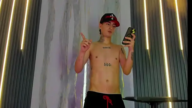 Chat +18 de Angel_xxx ao vivo