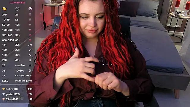 Chat XXX en directo de Miss_Maya_Mils