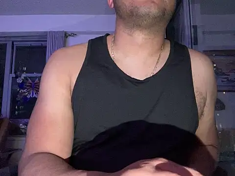 ThickDick_Daddy Chat XXX in diretta