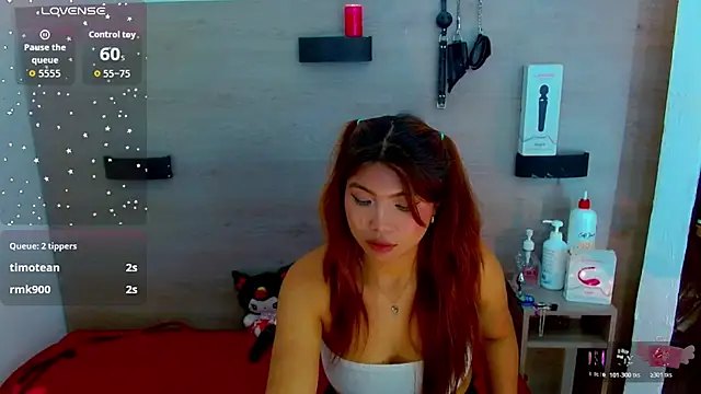 Cloelombard Chat XXX in diretta