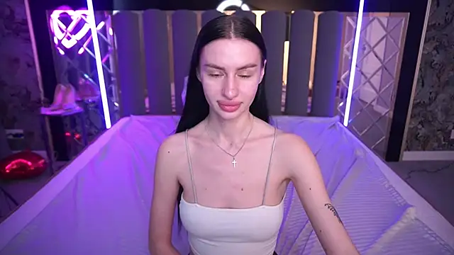 Snow_WhiteeeX লাইভ XXX চ্যাট