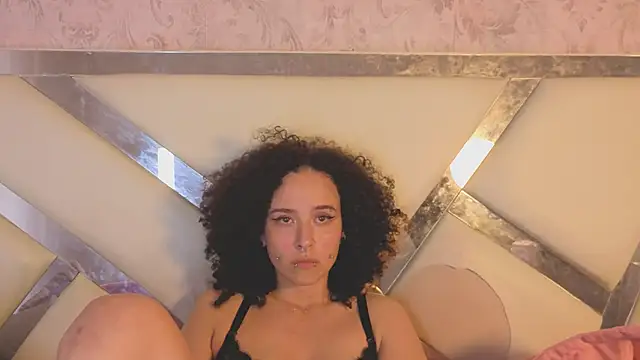 Benny_and_Mark Show in webcam