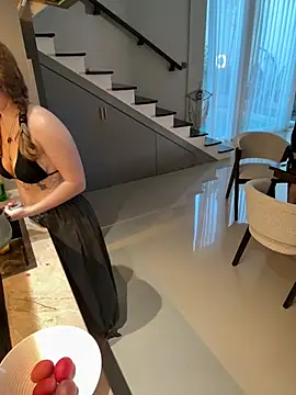 Nura_n_Sarah Pertunjukan Webcam