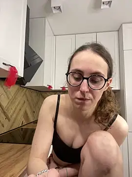 Chatroom XXX en direct de MartiniiSelenna