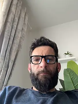 Michel_huge: απευθείας συνομιλία ΧΧΧ