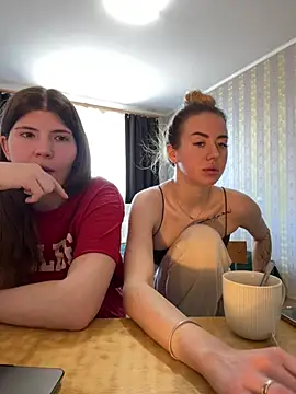 XXX chat uživo modela BettiVance