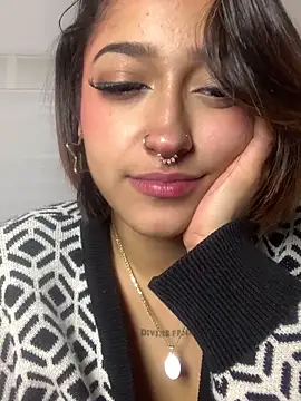 LilithMonetteのライブXXXチャット