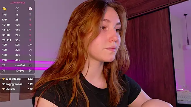 LunaXBaddieのライブXXXチャット