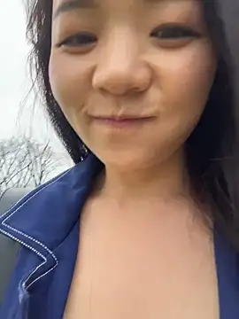 lucyxiaolulu's Live XXX Chat