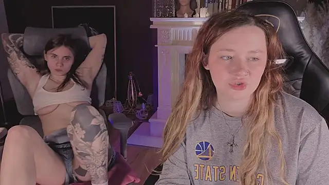 carolina_elfn Live XXX chat