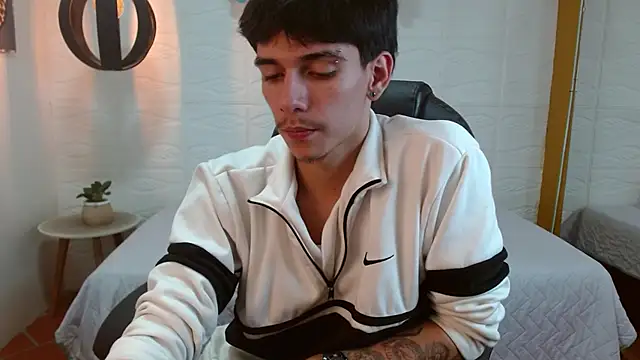 دردشة AmethystShadow17 الجنسية المباشرة