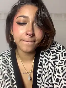 LilithMonette: απευθείας συνομιλία ΧΧΧ