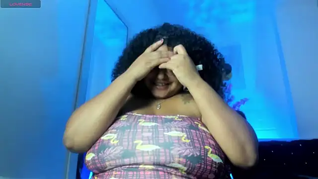 แชท XXX สดของ Ayliinn_