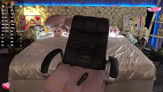 FoxyShy লাইভ XXX চ্যাট