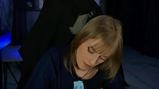 KiraMontoya Live XXX-Chat