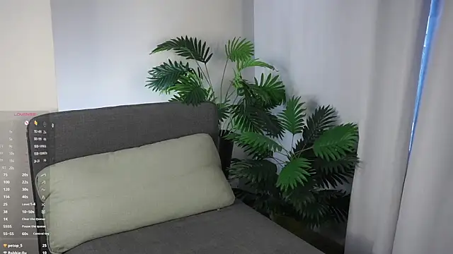 ClarineCasebolt's Live XXX Chat