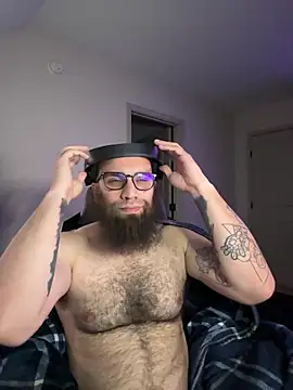 MastaWolfy's Live XXX Chat