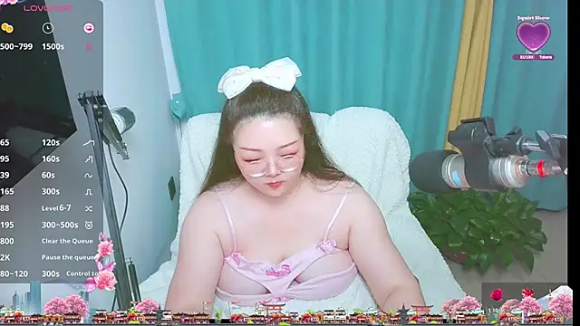 XXX chat uživo modela AngelwithEcup