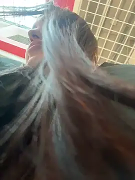 KiraSunshine Chat XXX in diretta