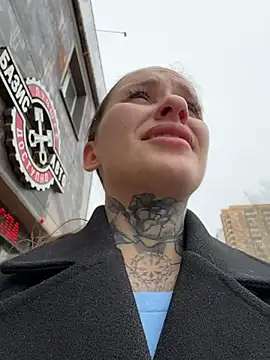 XXX chat uživo modela KishaMur