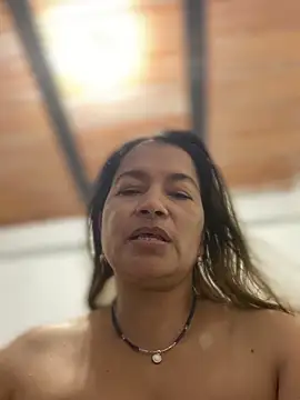 Jlo_69 élő XXX-chatje