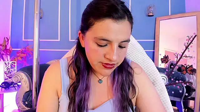 Chat +18 de TaraTaylorr ao vivo