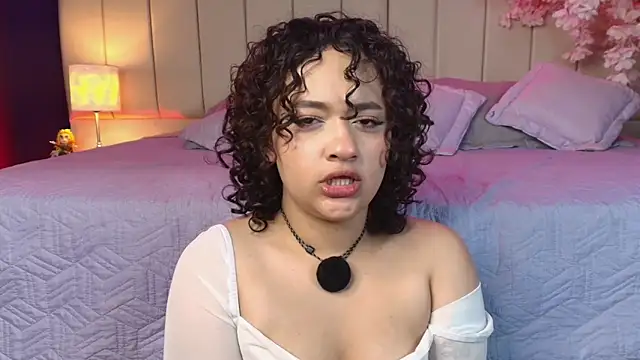 Chatroom XXX en direct de _sarahRose