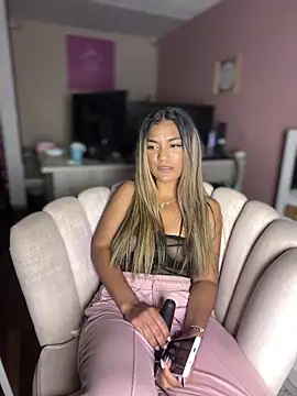 Chatroom XXX en direct de AngelPinkk_