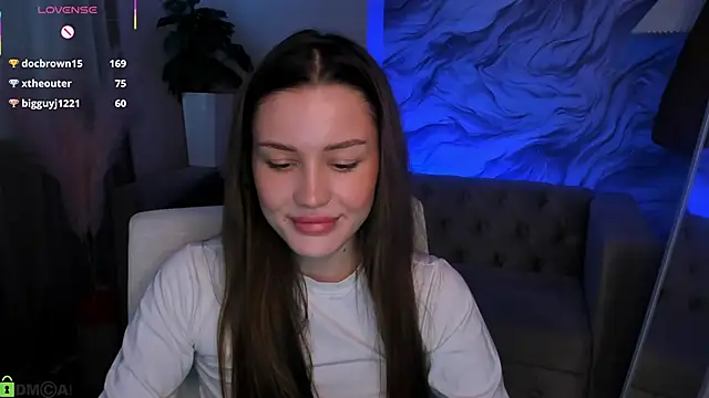 Aria_Mila Chat XXX in diretta