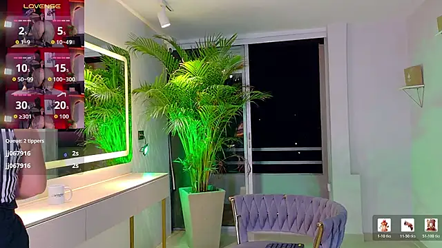 Sunny_River Chat XXX in diretta