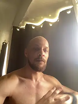 MattMiller28: διαδικτυακό σόου στην κάμερα