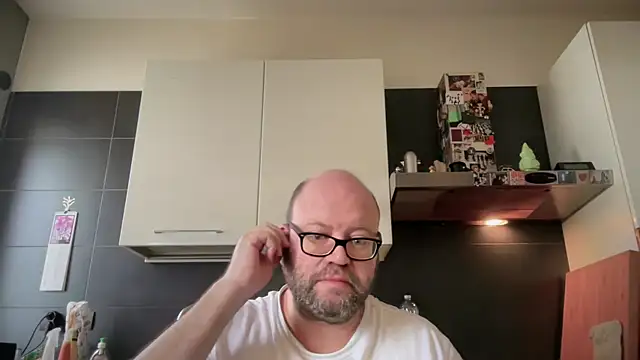 theitalianbear Live XXX-chat