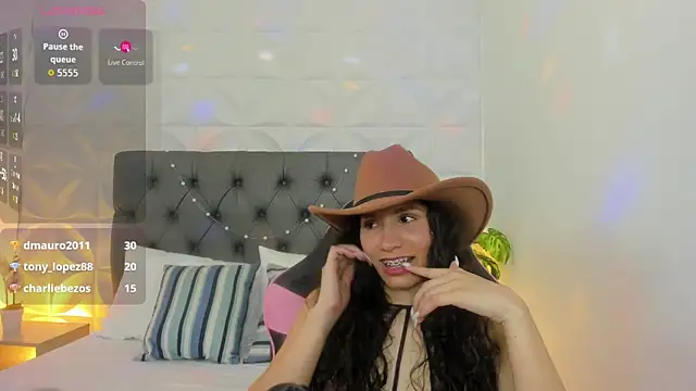 valeryn__rosse: απευθείας συνομιλία ΧΧΧ